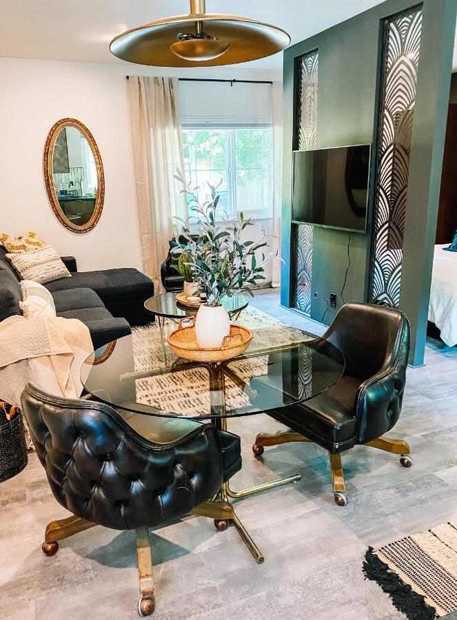 הוילה צ'יקו East Park Studio, Downtown Style מראה חיצוני תמונה
